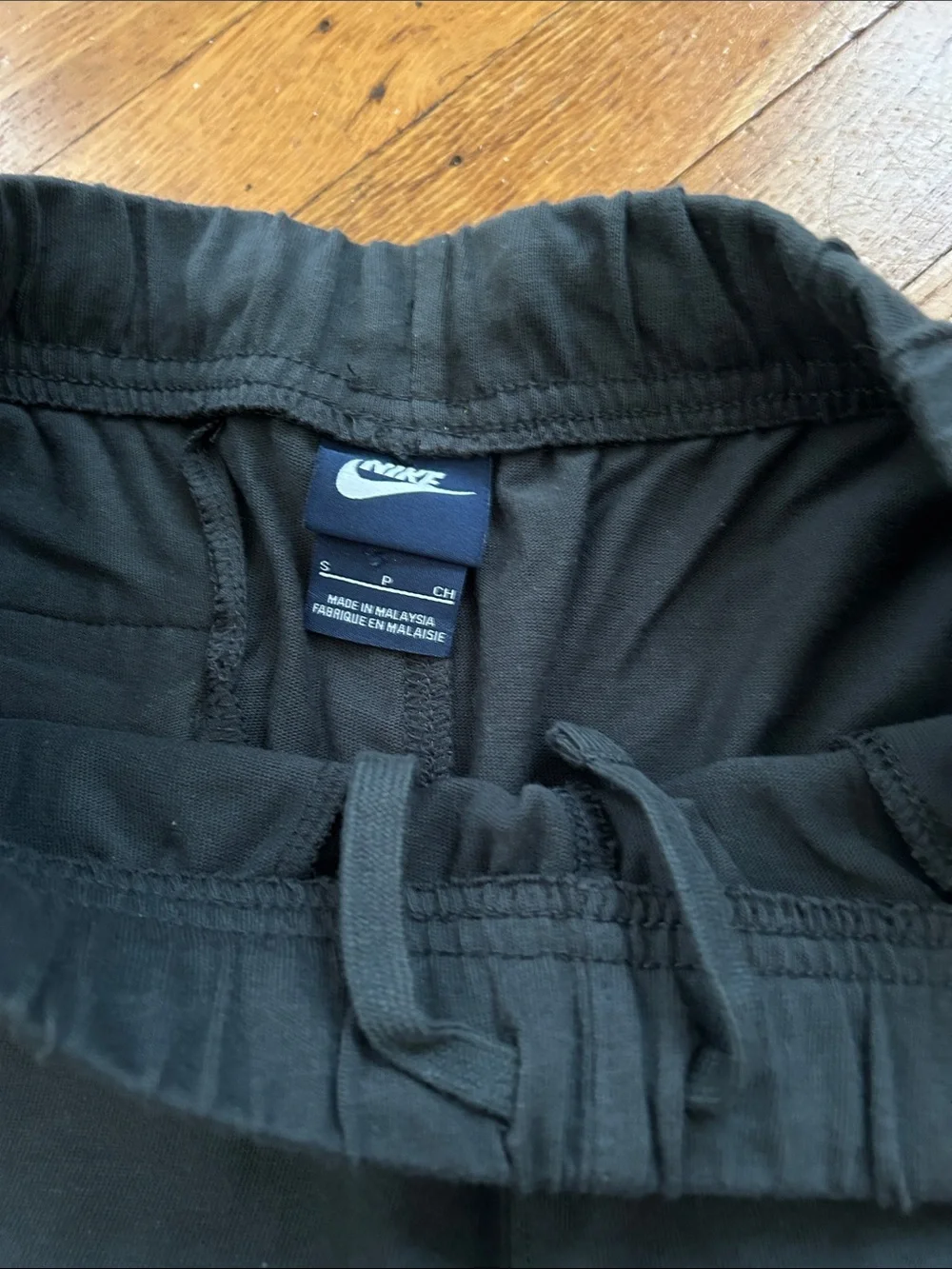 Nike Men’s Gray Sweatpants Size Small